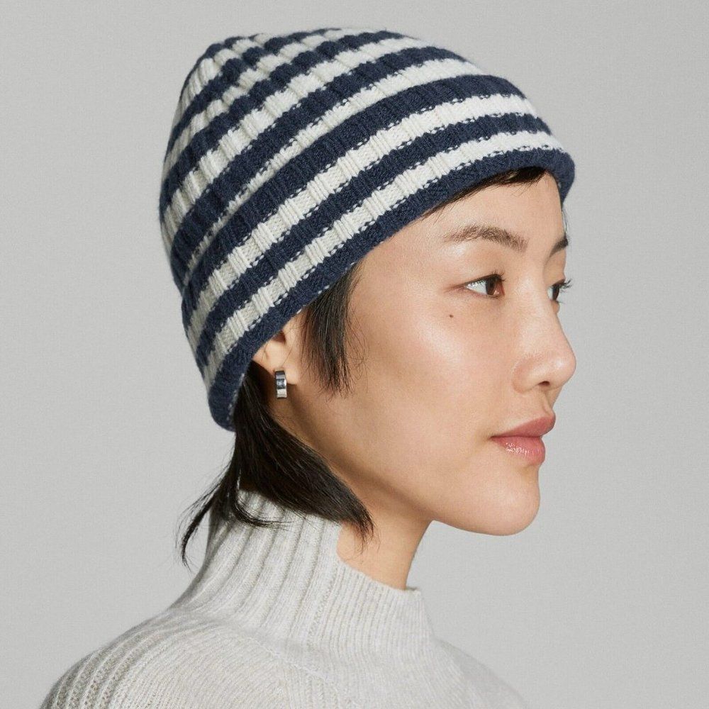 EVERLANE Beanie Hat Unisex Cashmere Wool Navy Cream Striped One Size Womens Mens